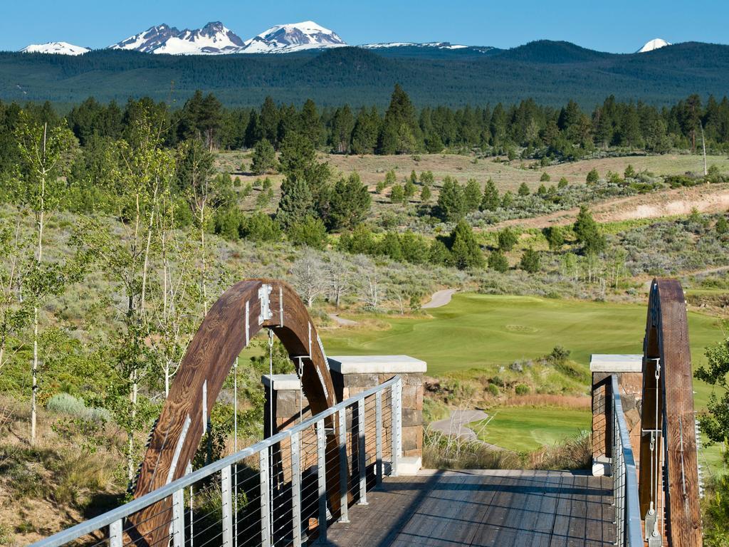 Tetherow Hotel Deschutes River Woods Bagian luar foto
