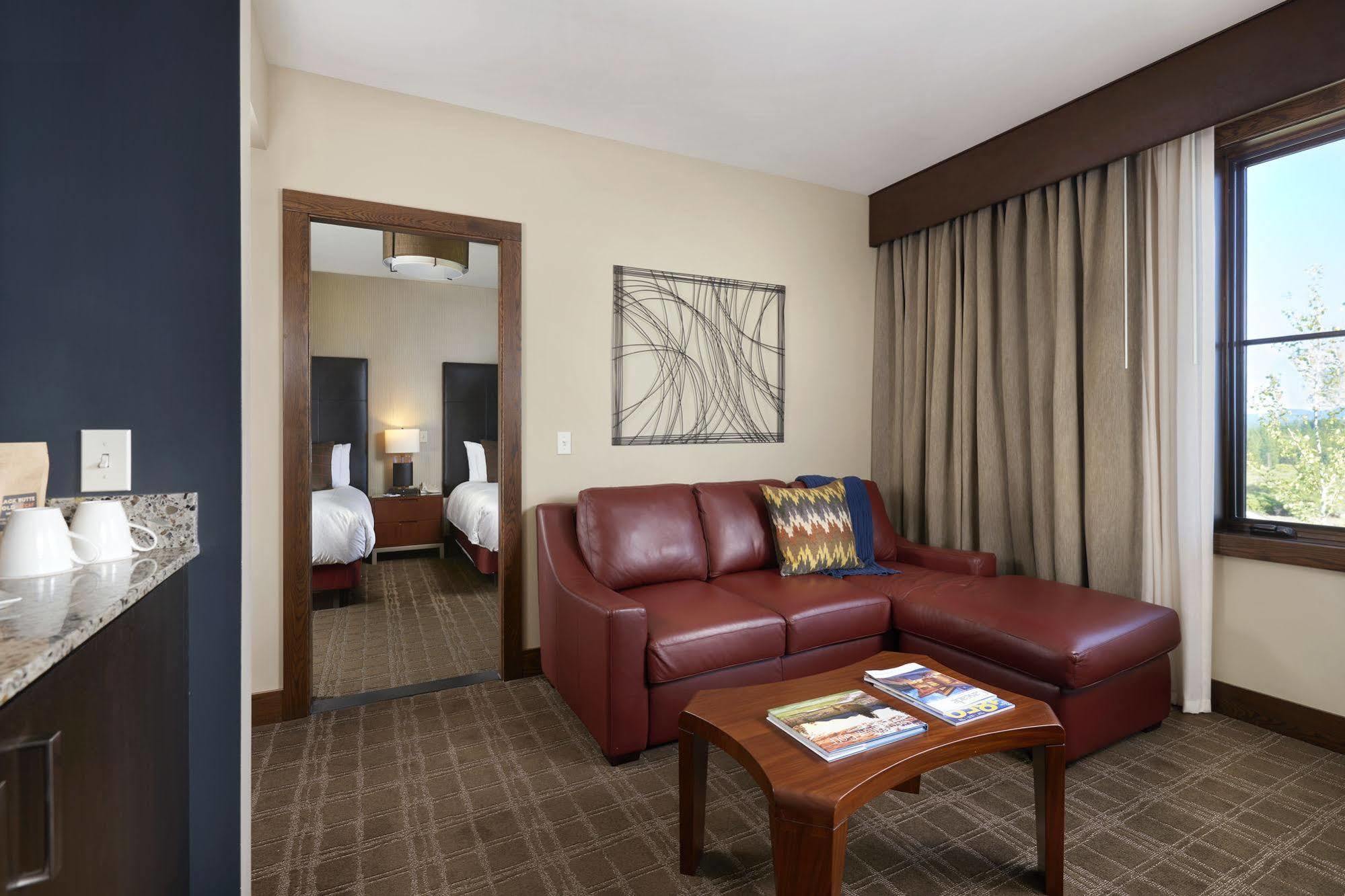Tetherow Hotel Deschutes River Woods Bagian luar foto