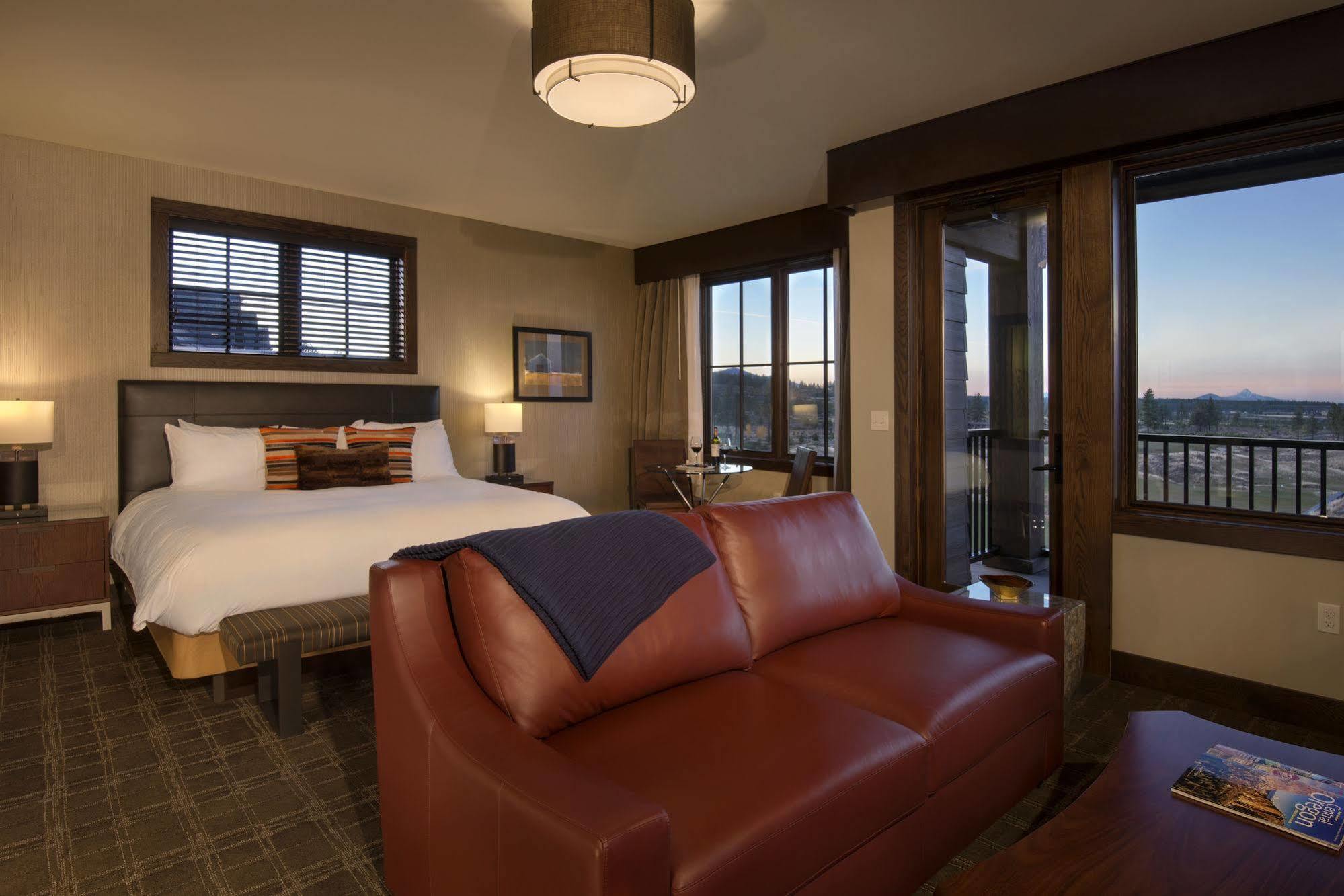 Tetherow Hotel Deschutes River Woods Bagian luar foto