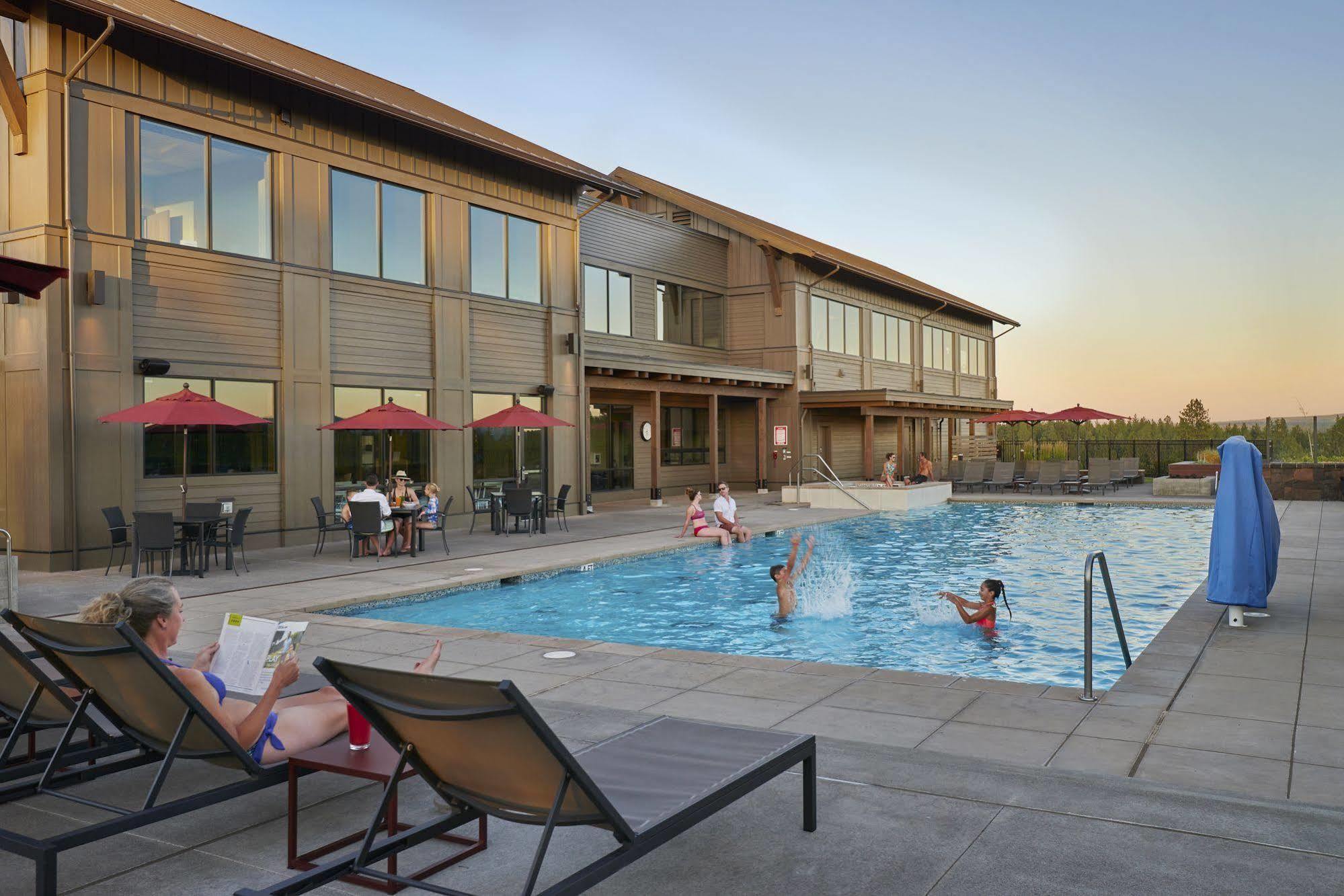Tetherow Hotel Deschutes River Woods Bagian luar foto